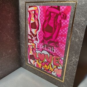 Cool pictures in frame folder